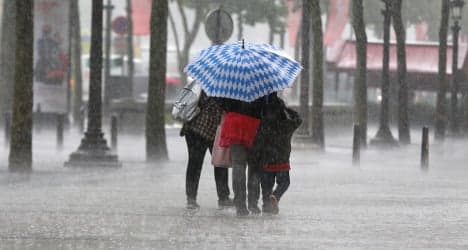 Violent storms set to sweep across France