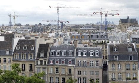 France sees record foreign investment but...