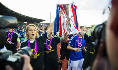 Frankfurt women lift 4th Champs League cup
