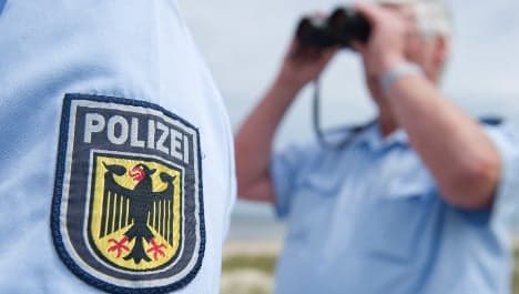 Police tighten borders ahead of German G7