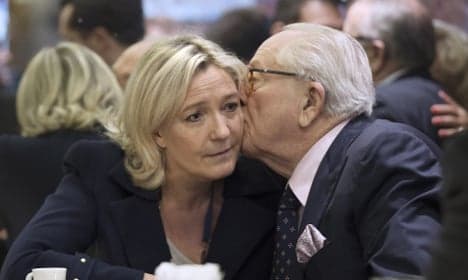 Le Pen senior suspended from National Front