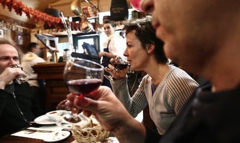 French are among world's heaviest drinkers