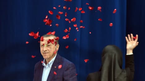 Erdogan pleads for German Turks' votes