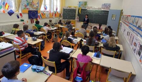 Parents protest changes to Paris bilingual schools