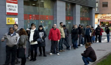 May marked record drop in Spain's unemployed