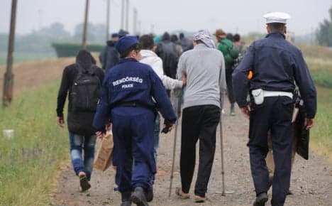 Berlin scolds Hungary on refugee rules breach