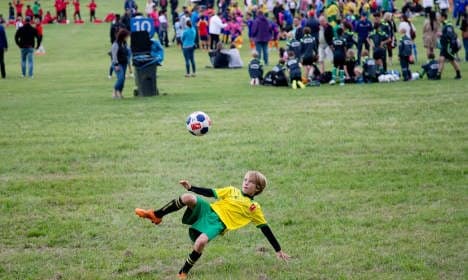 UK football parents 'threaten' Swedish kids