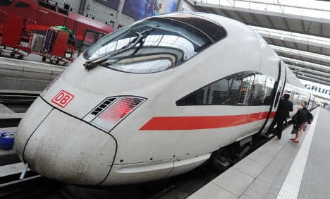 Fire on Munich train leads to cancellations