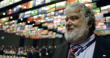 Fifa bans ex-official for life over massive bribes