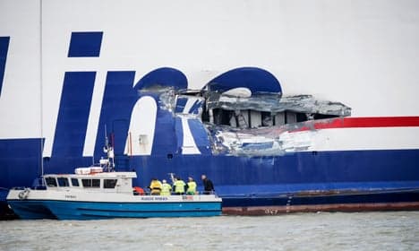 Ferry and tanker collide near Gothenburg