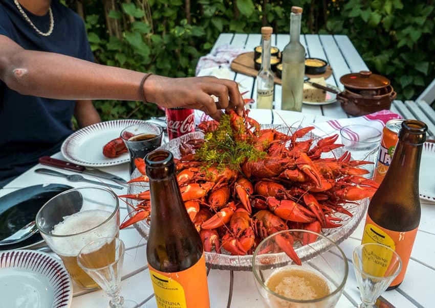 How to prepare crayfish for your own Swedish kräftskiva