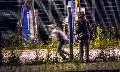 French and British back sending army to Calais