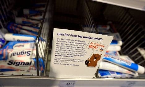 Cosmetics chain sparks toothpaste price war