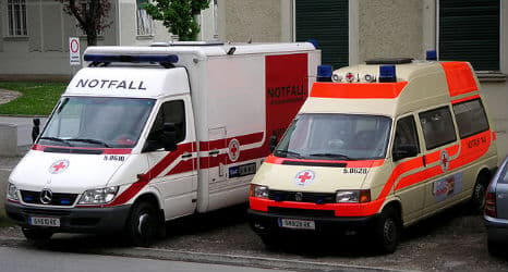 Australian dies after hit by bus in Vienna