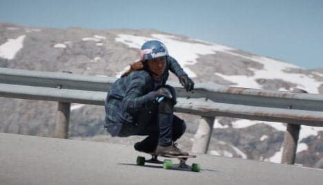 Stunning footage of girls skating Norway peaks