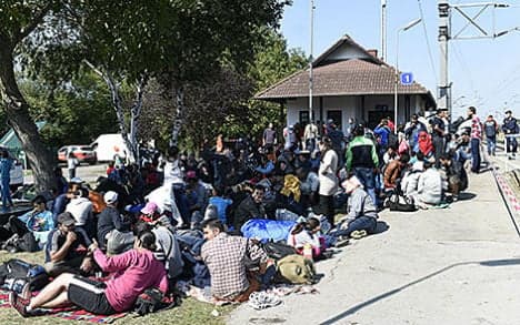 Ministers hammer out plan for refugee influx