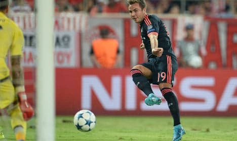 German star to auction boots to help refugees