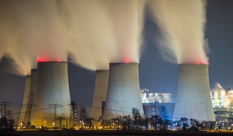 Greenpeace mulls jump into brown coal biz