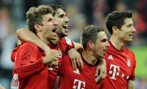 Bayern thrash Dortmund to send rivals message