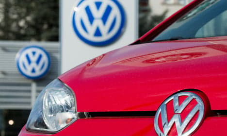 'Fewer than 10 targeted in VW emissions scam'