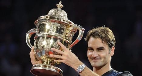 Federer wins seventh Swiss Indoors title