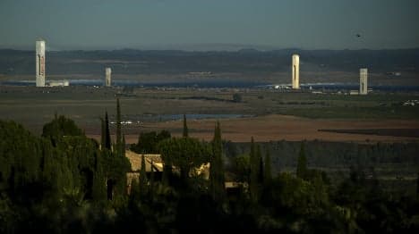 Crisis talks at Spain's Abengoa as firm teeters on brink of bankruptcy