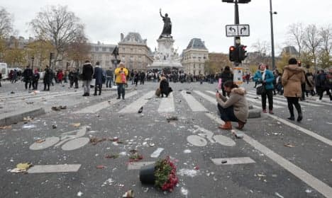 Anger as protesters trash Paris attacks memorial