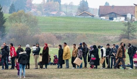 Germany extends refugee checks at border