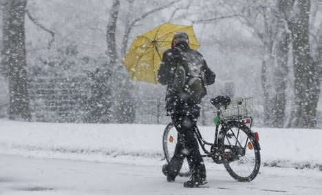 Snow-decked German streets stay safe
