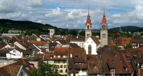 Imam at Swiss mosque denies Isis links
