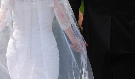 Police arrest dozens in Spain over immigrant sham wedding scheme