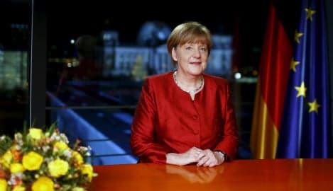 Merkel calls for unity and openness in 2016
