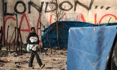 Landmark ruling allows Calais migrants to seek asylum in UK