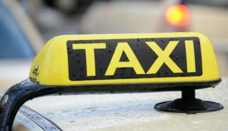 Honest taxi driver returns €14,000 to save family holiday