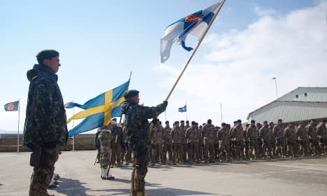 Pressure piles on Sweden to join Nato