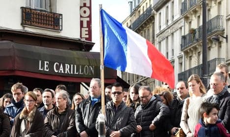 Paris: Iconic Carillon bar to reopen after attacks