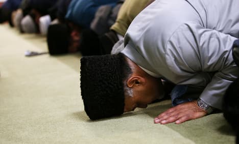 France bans three 'radical' Islamic groups