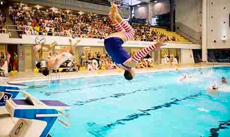 Pool makes splash with gender jacuzzi split