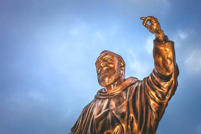 Fury over broke Italian town's €150 million Padre Pio statue