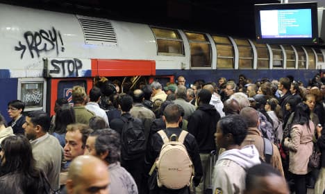 Paris commuters furious by 'sympathy' strike on RER