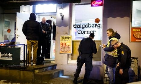 Seven arrested after Oslo pub shooting