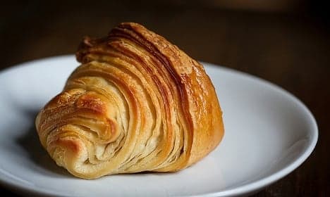 France laughs at UK chain's new 'straight' croissants