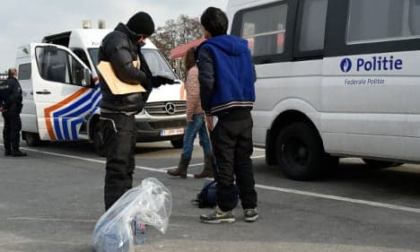 Belgium pushes 600 migrants back to France