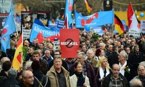 Merkel in for drubbing as populists eye poll surge