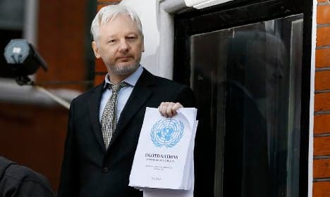 Swedish prosecutors: 'Assange is still a flight risk'
