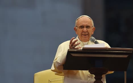 Pope opts for status quo in Church view on gay unions