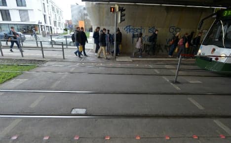 City installs floor traffic lights for smartphone addicts