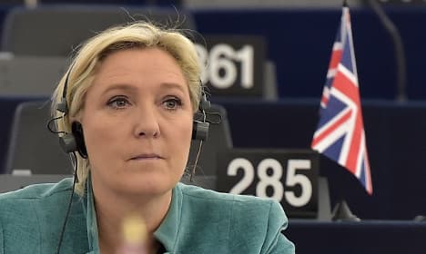Marine Le Pen to head to UK in push for Brexit