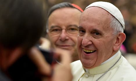 Pope Francis hears teenagers' sins