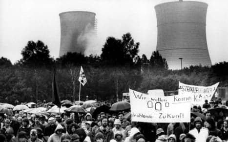 Ruhr nuclear plant ‘pumped radioactive waste into air’